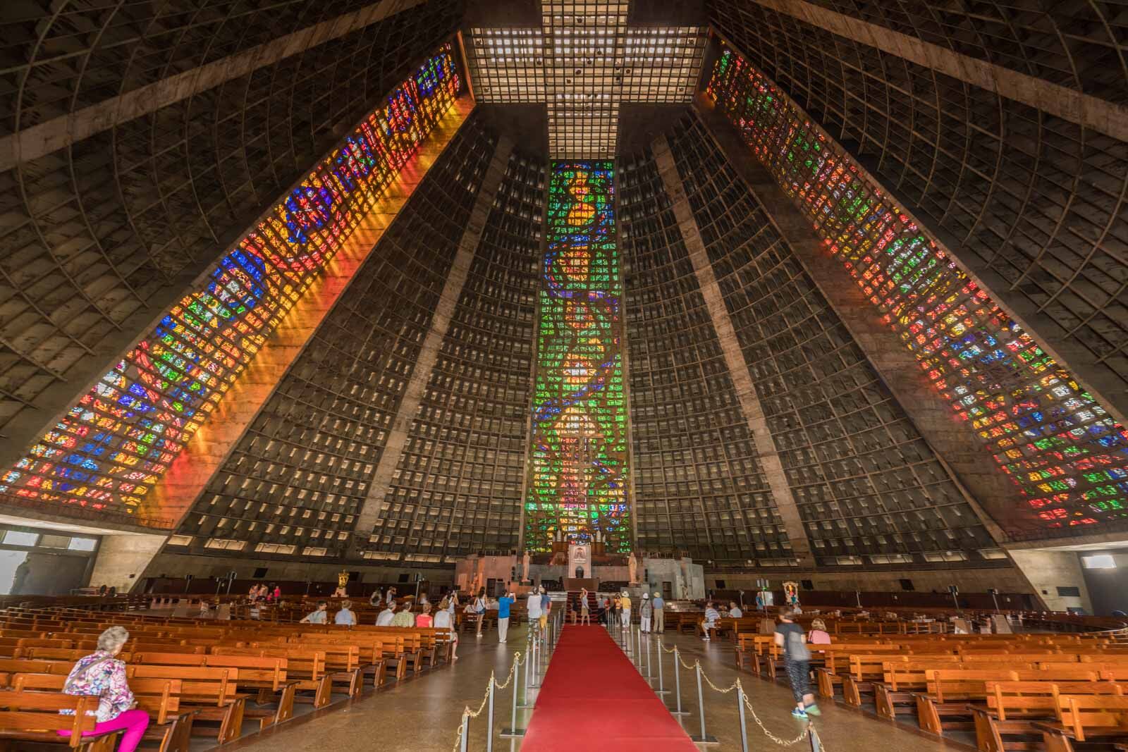 Las mejores cosas que hacer en la catedral metropolitana de Río de Janeiro