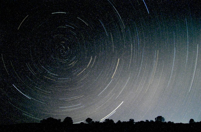 Foto increíble de estrellas rodando en el interior de Australia Occidental