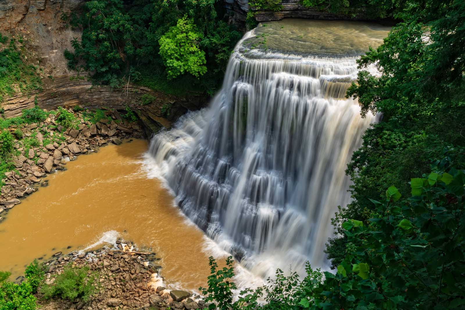 Las mejores excursiones cerca de Nashville Burgess Falls en el parque estatal de Burgess Falls