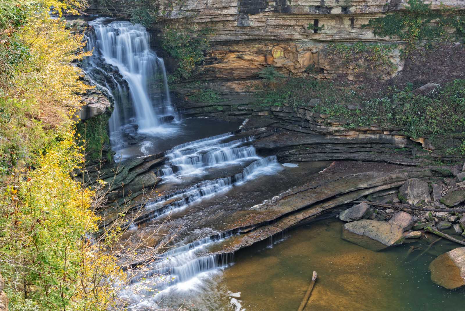 Las mejores excursiones cerca de Nashville Cummins Falls Trail