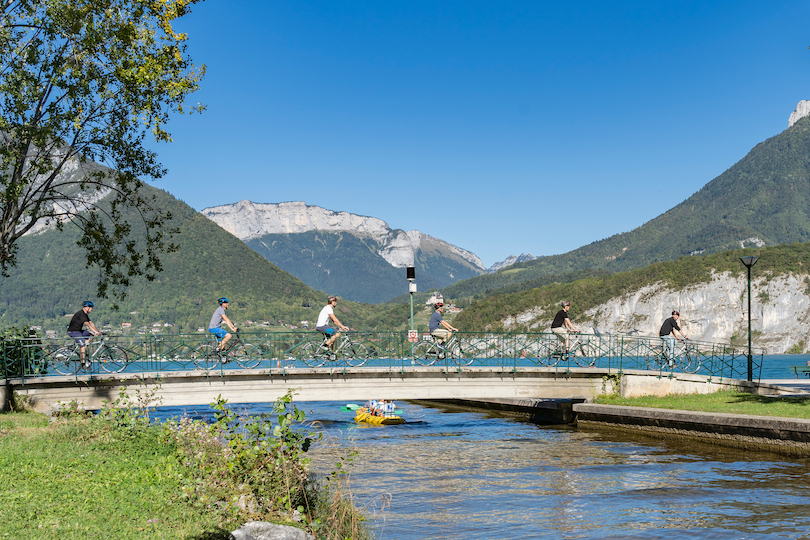 Cycle Around Lake Annecy