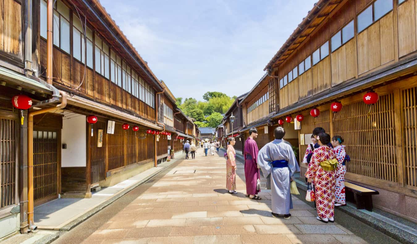 Las calles tranquilas de la pintoresca Takayama, Japón