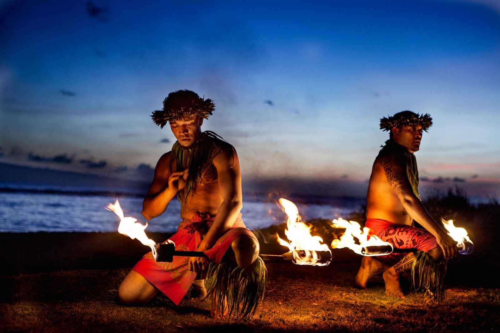 Las mejores cosas que hacer en Honolulu Paradise Cove Luau Hawaiian Gods