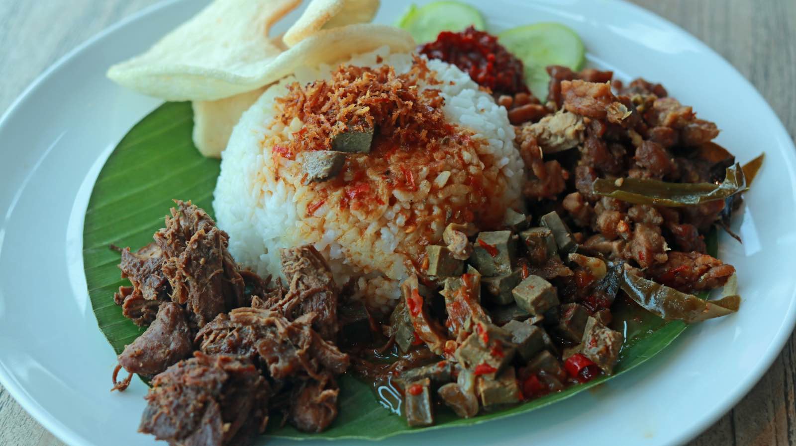 Comida indonesia Nasi Padang Arroz frito