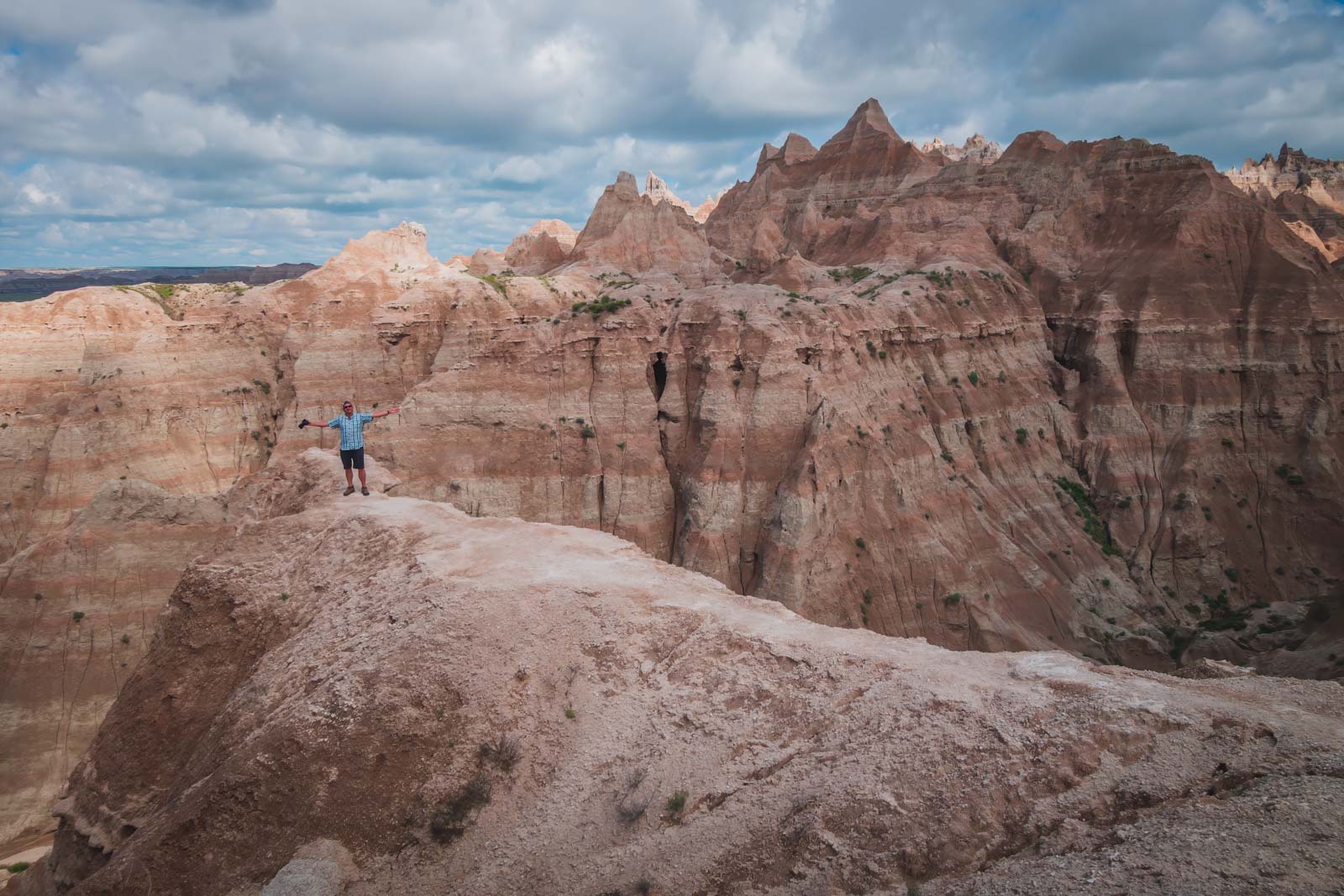 Visitando el parque nacional de Badlands cerca del parque estatal de Custer