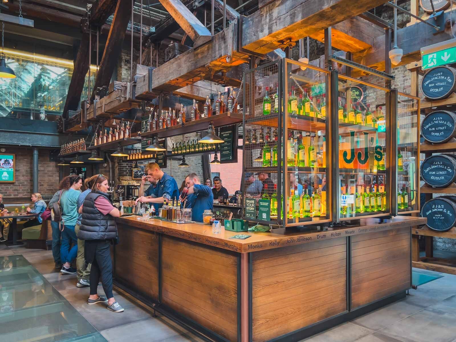 Las mejores cosas que hacer en Dublin Jameson Distillery Whisky Tour