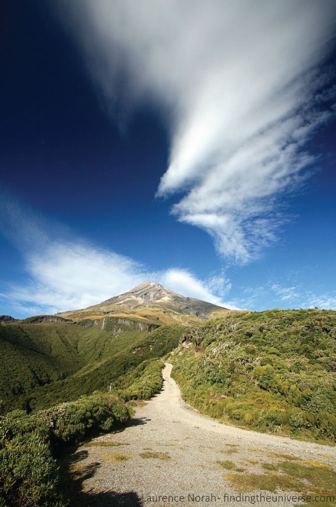 Foto de la ruta a pie por el monte Taranaki en Nueva Zelanda