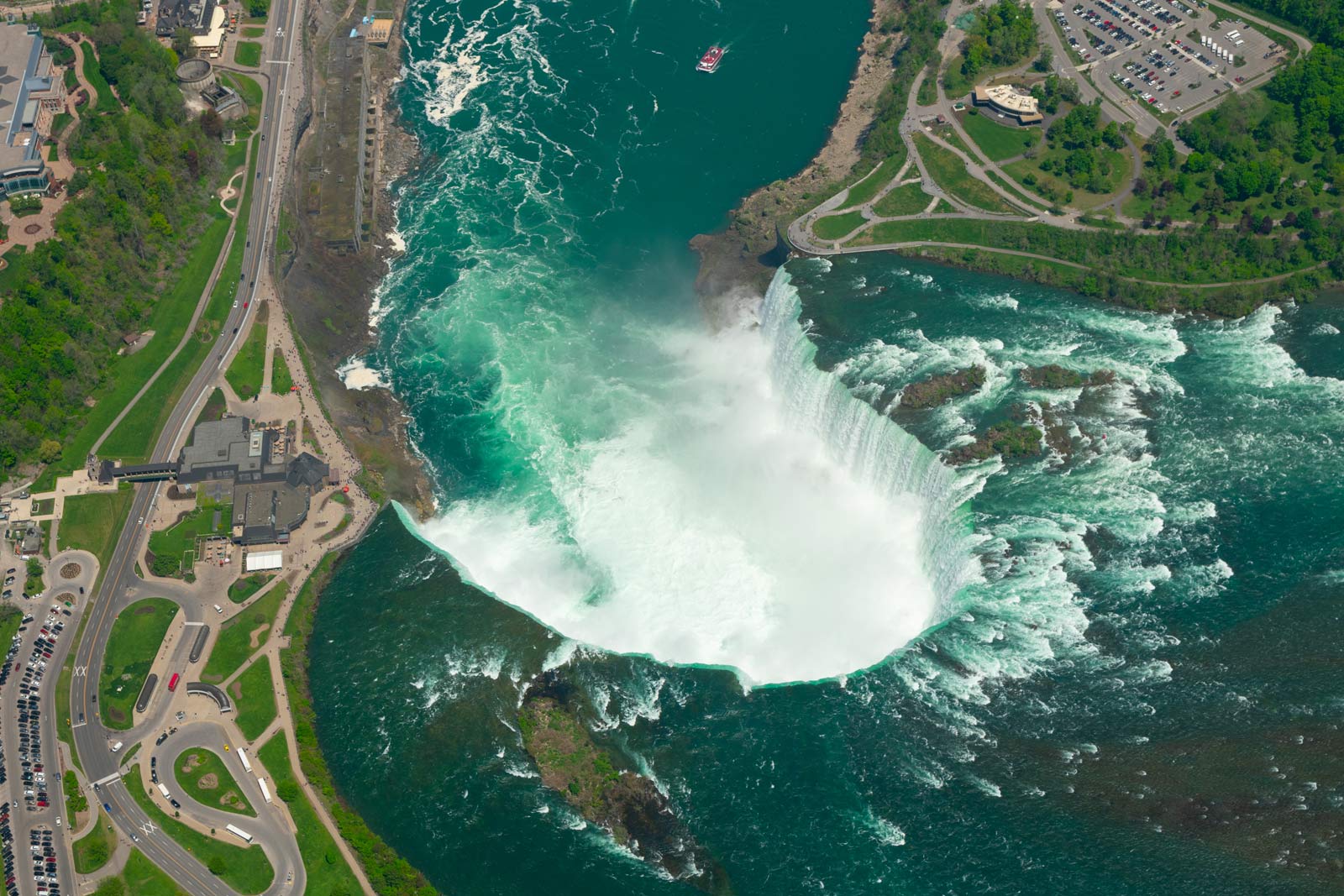 Las mejores vistas de las cataratas del Niágara en helicóptero