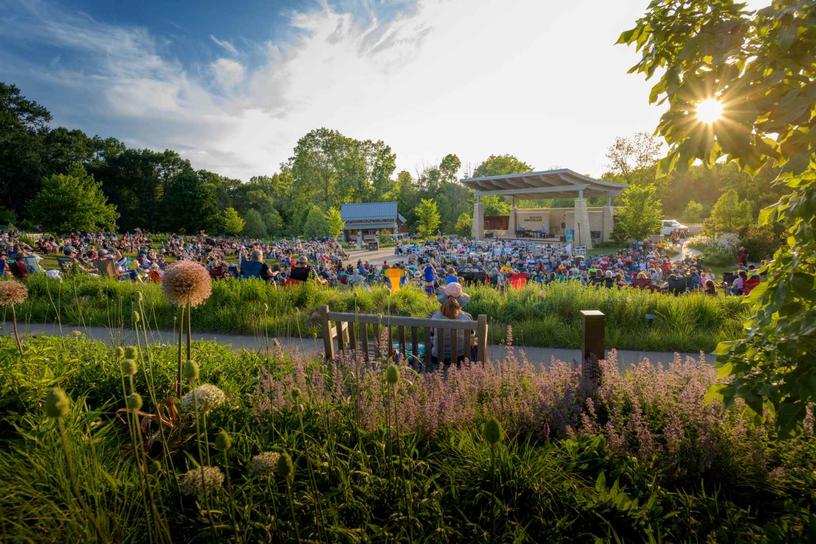 Las mejores cosas que hacer en Wisconsin Green Bay Atracciones Jardín Botánico Sanimax Concierto Series PC John Oates Photography