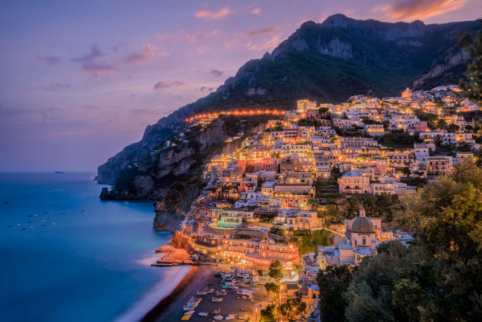 Preciosa ciudad de Positano en la costa de Amalfi