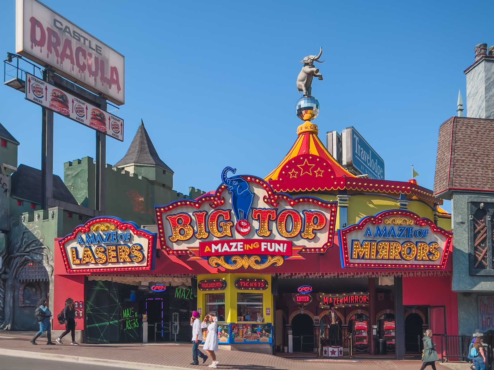 Clifton Hill Pass Niagara Falls Big Top