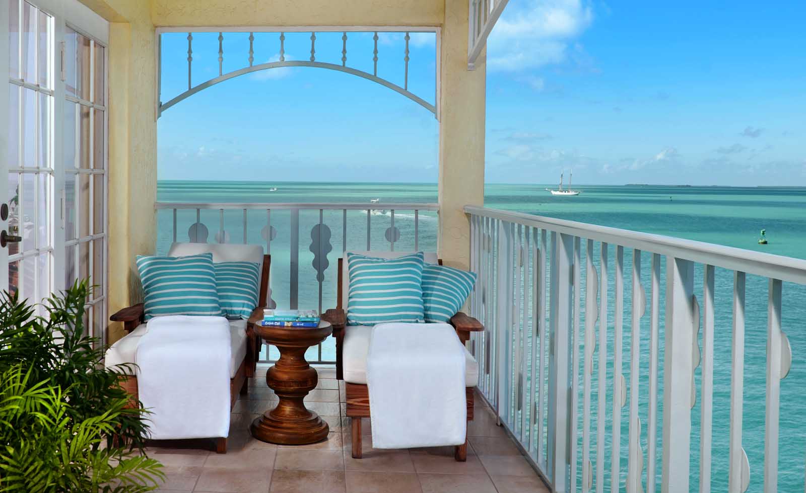 Los mejores resorts de playa en Florida Ocean Key Resort Room