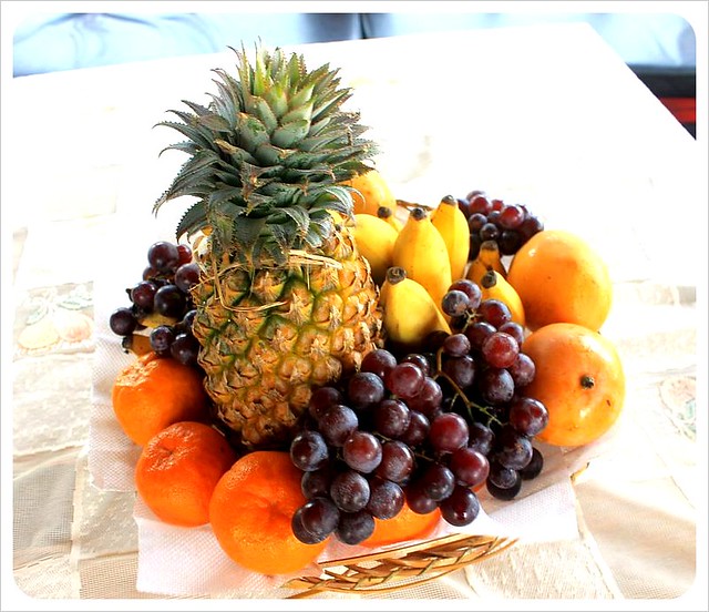 cesta de frutas de casa flotante de Kerala