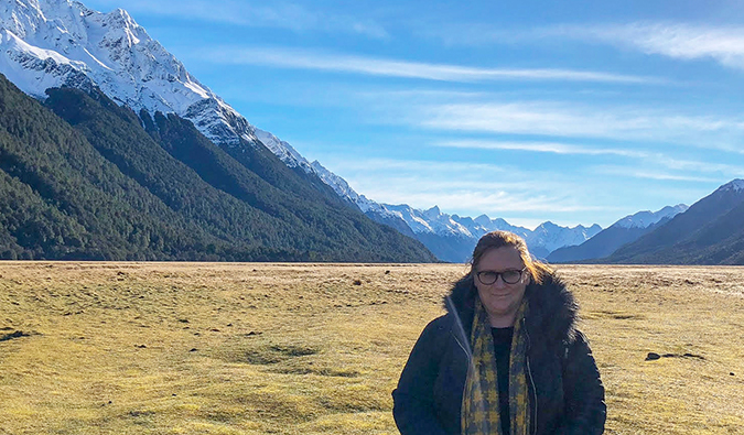 Shae en un paisaje de montaña