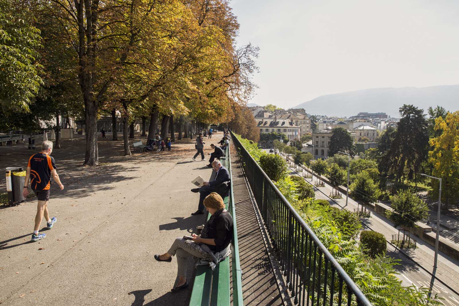 Las mejores cosas que hacer en Ginebra Promenade de la Trielle Banco más largo de Treille