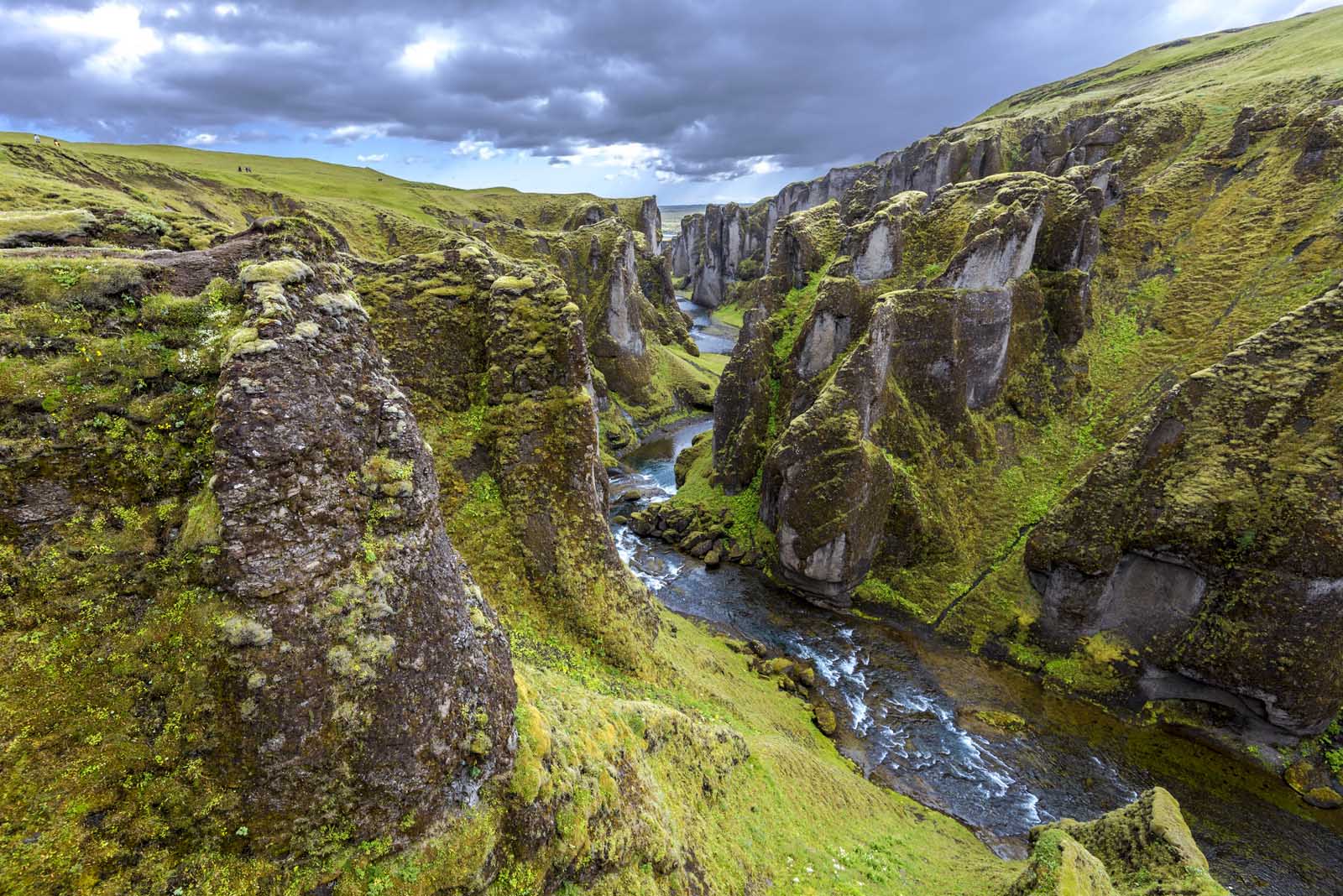 Coste del viaje a Islandia Fjadrargljufur Canyon