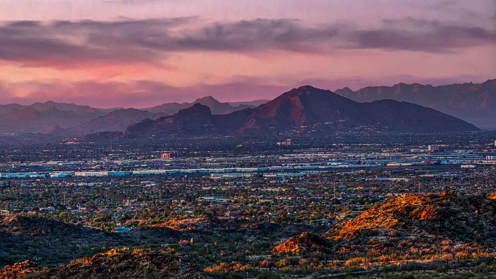 Las mejores cosas que hacer en Phoenix Phoenix Mountains Preserve al anochecer