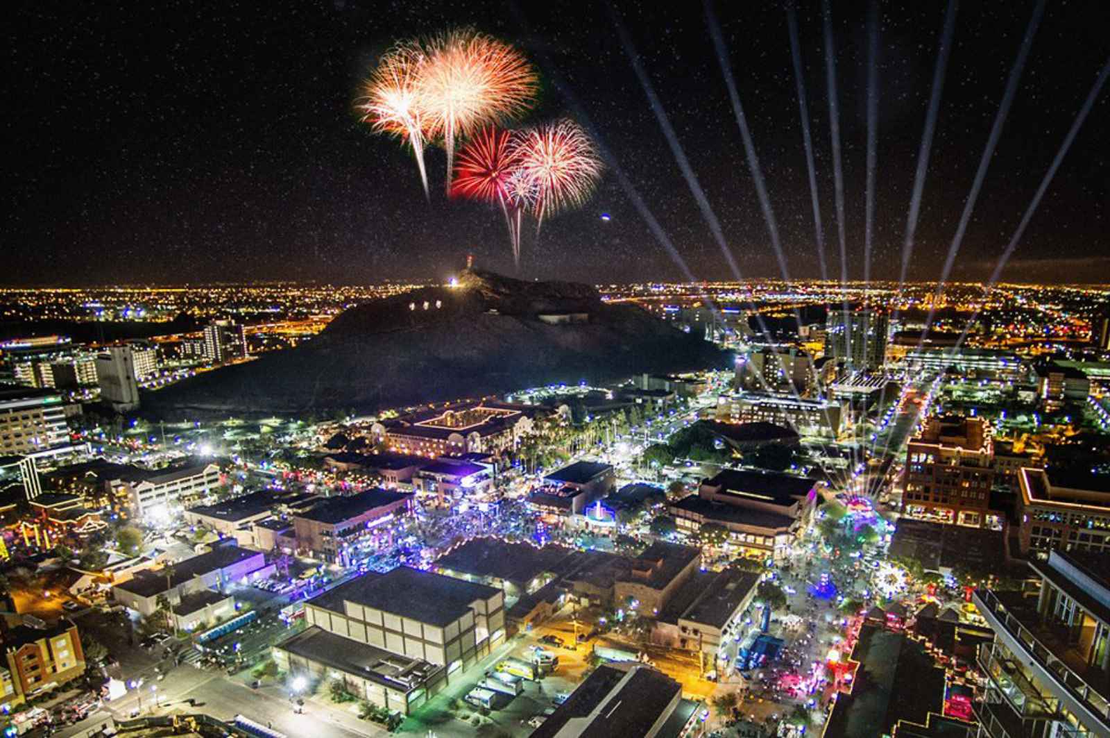 Las mejores cosas que hacer en Phoenix Tempe Town Lake NYE celebración