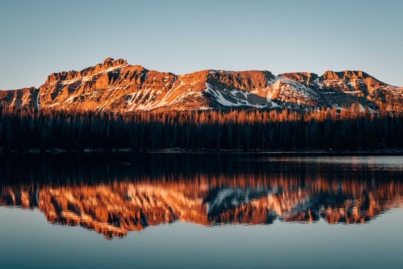 Mirror Lake, en las montañas Uinta, Utah