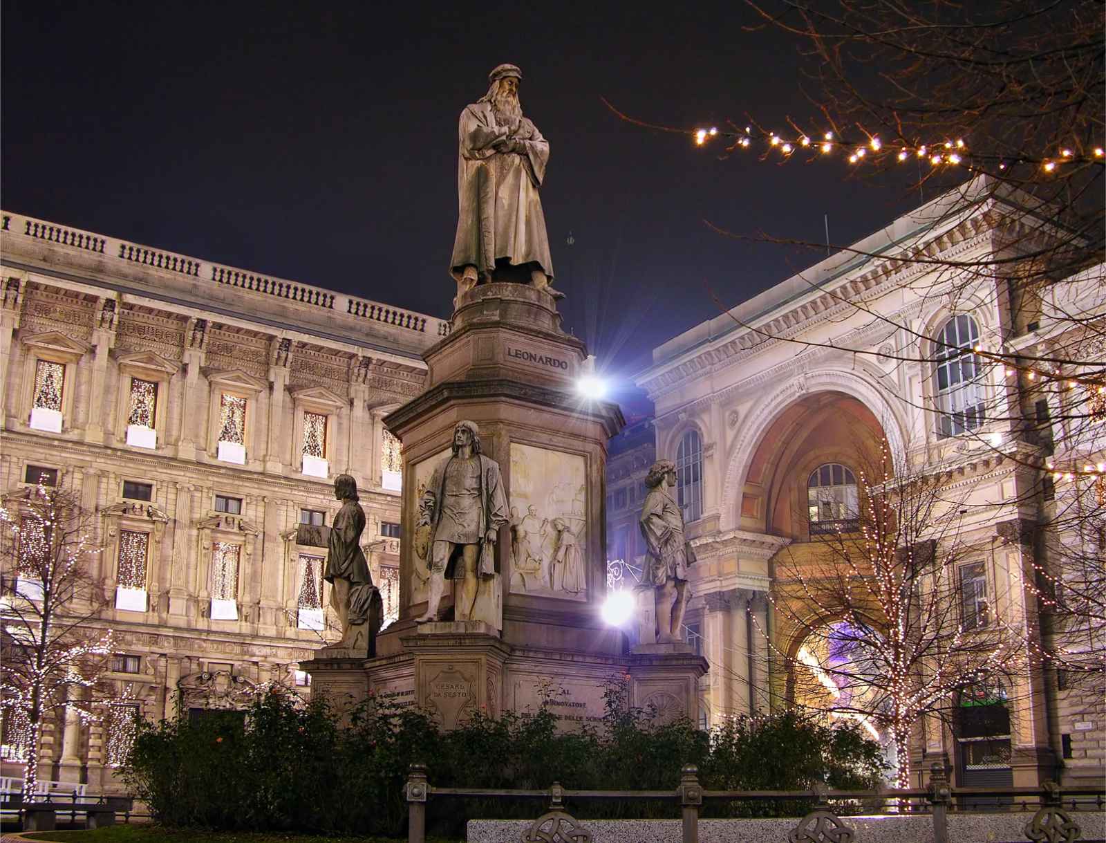 Qué hacer en Milán Piazza della Scala