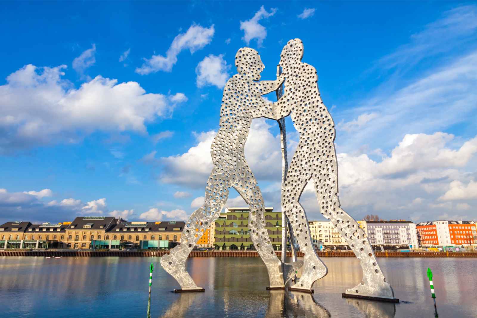 Dónde alojarse en Berlín Los mejores lugares para alojarse en Kreuzberg Molecule Man