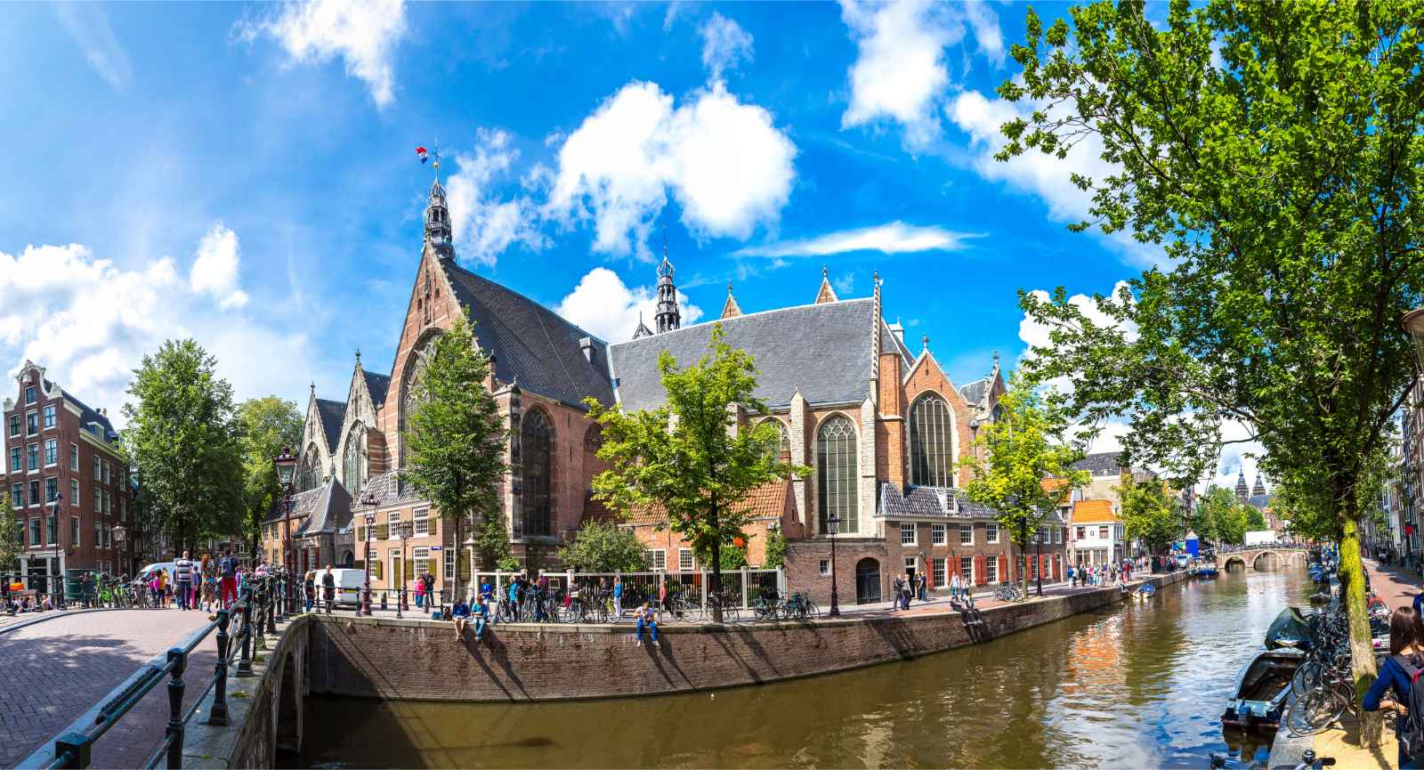 Las mejores cosas que hacer en Amsterdam Oude Kerk