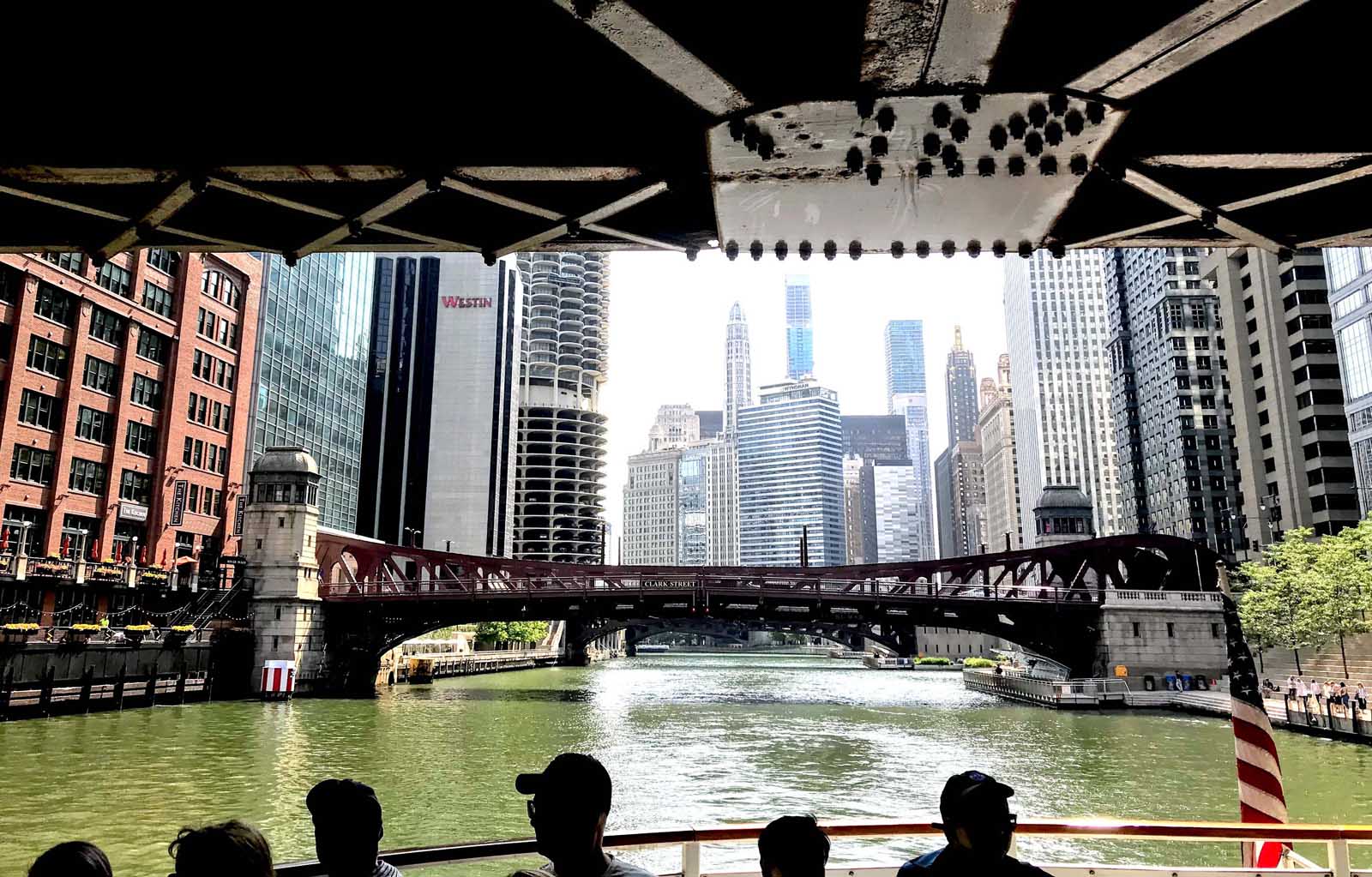 cosas que hacer en el crucero por el río Chicago