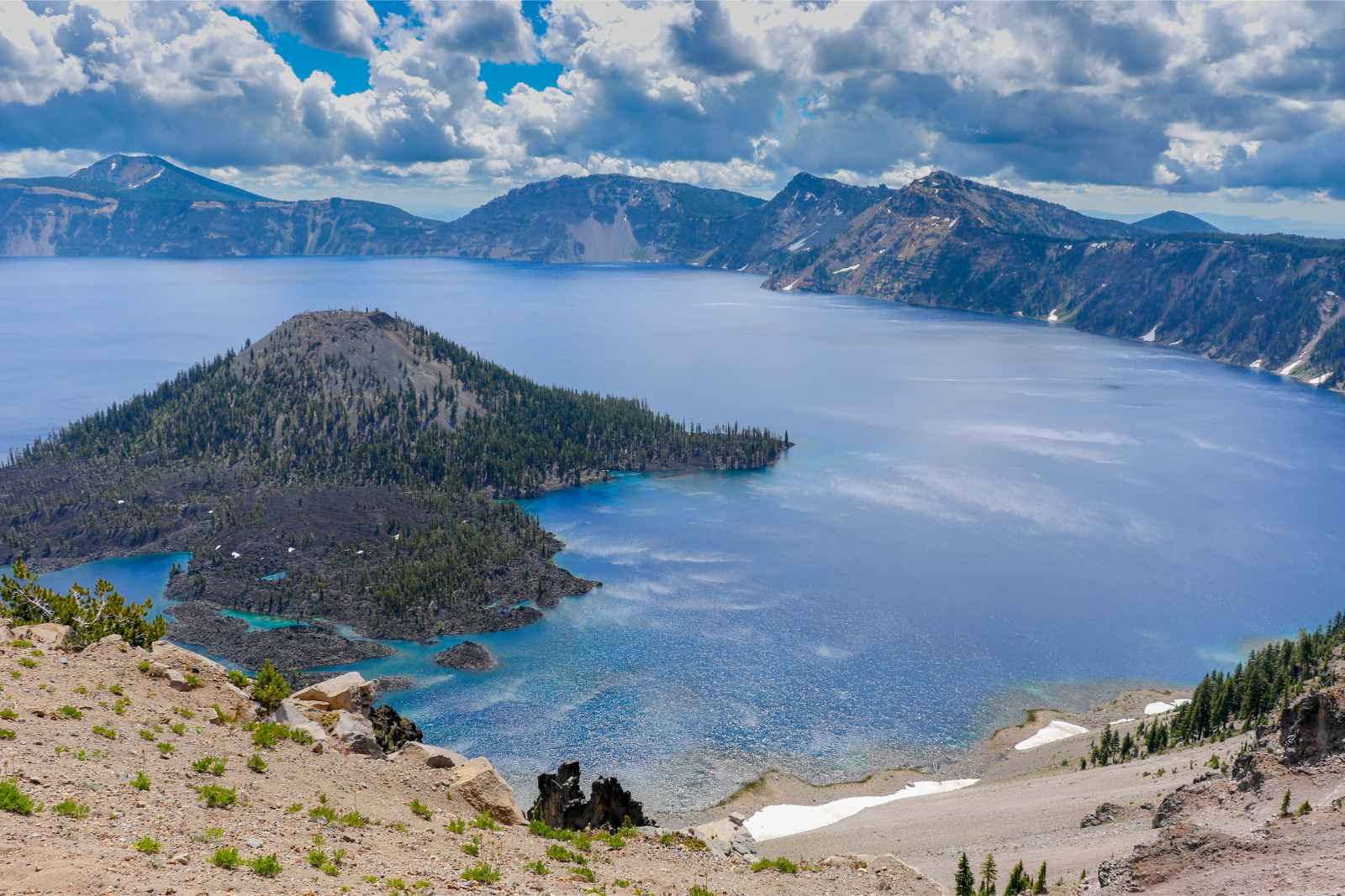 Mejores lugares para visitar en enero, Parque Nacional del Lago del Cráter de Estados Unidos