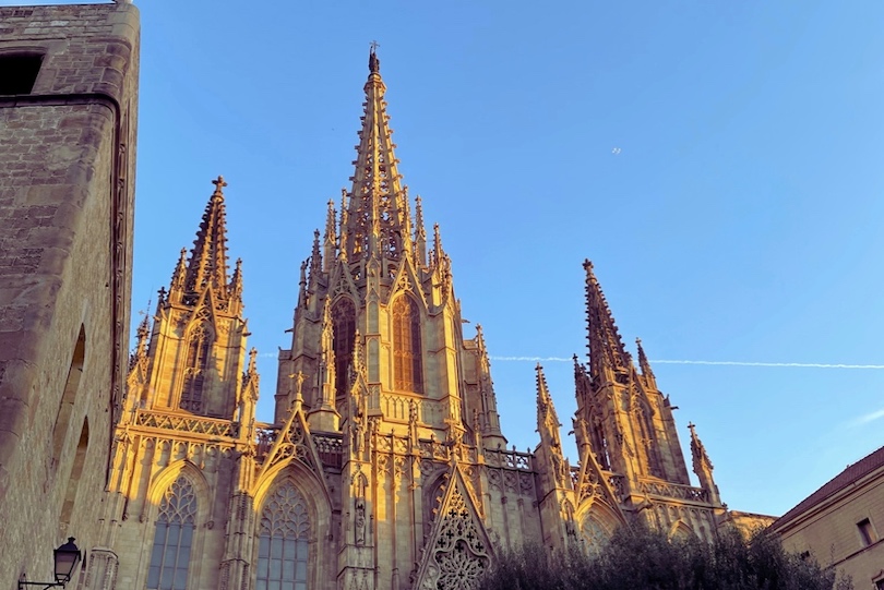 Catedral de Barcelona al atardecer