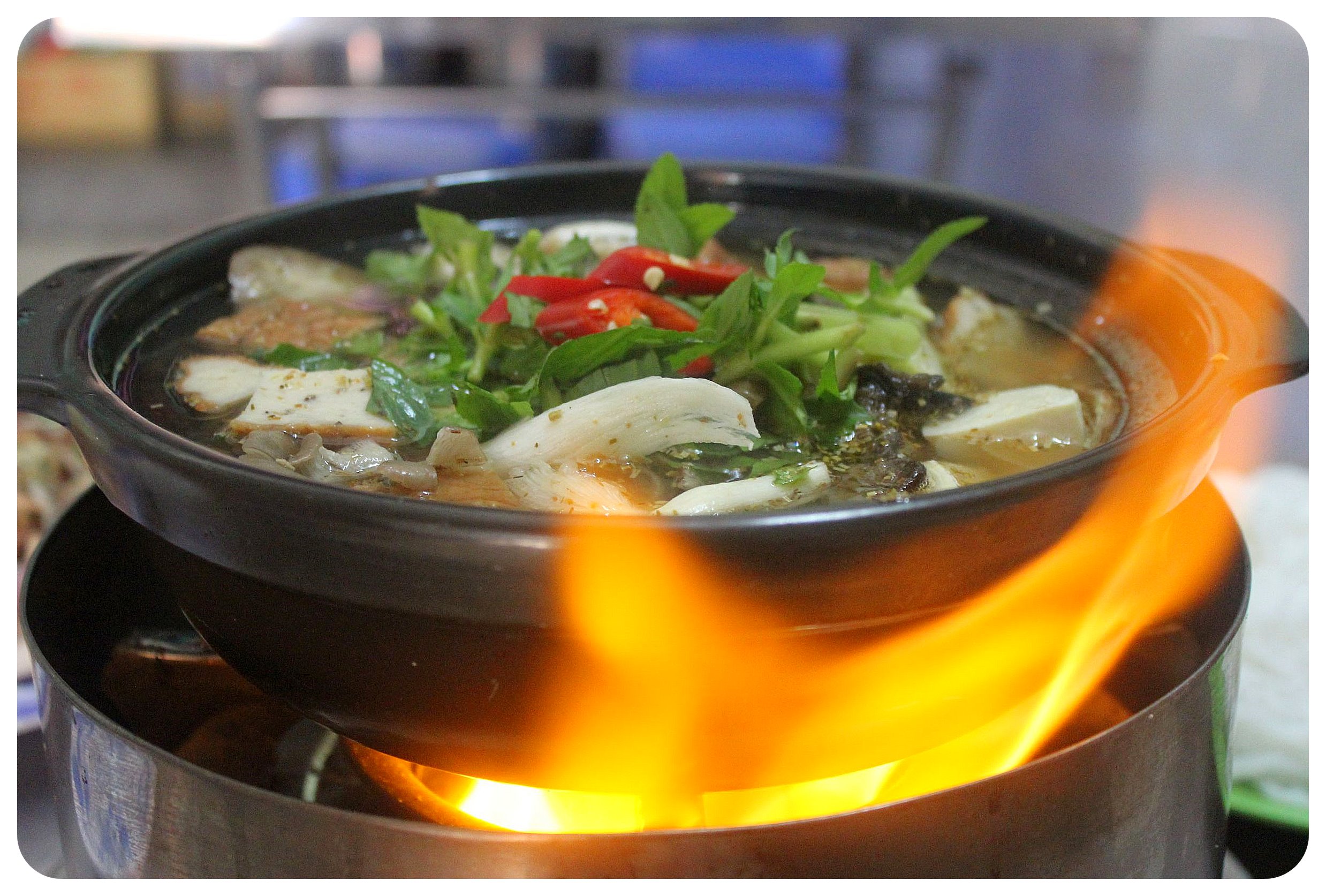 rach gia hot pot chay