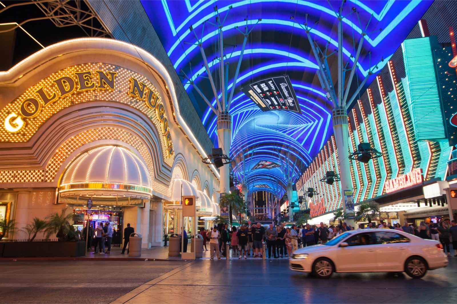 Las mejores cosas que hacer en Las Vegas Freemont Street Experience Nugget