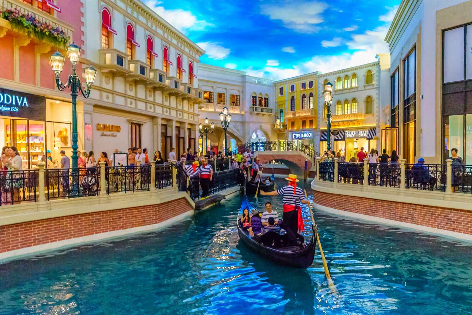 Las mejores cosas que hacer en Las Vegas Paseo en góndola veneciana