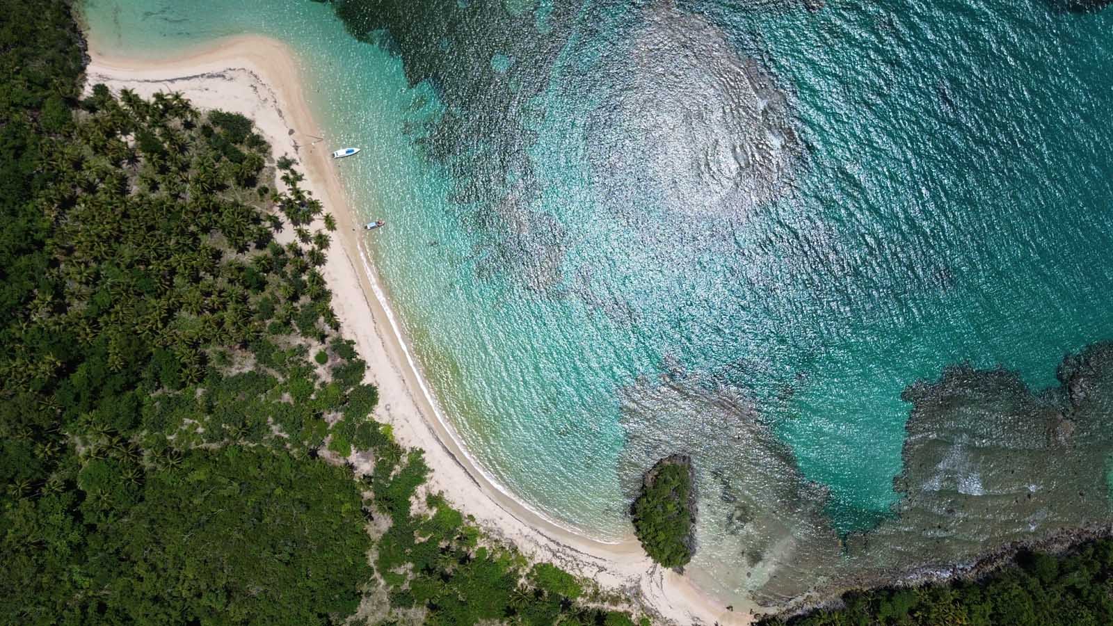 mejores playas de la república dominicana playa ermitano