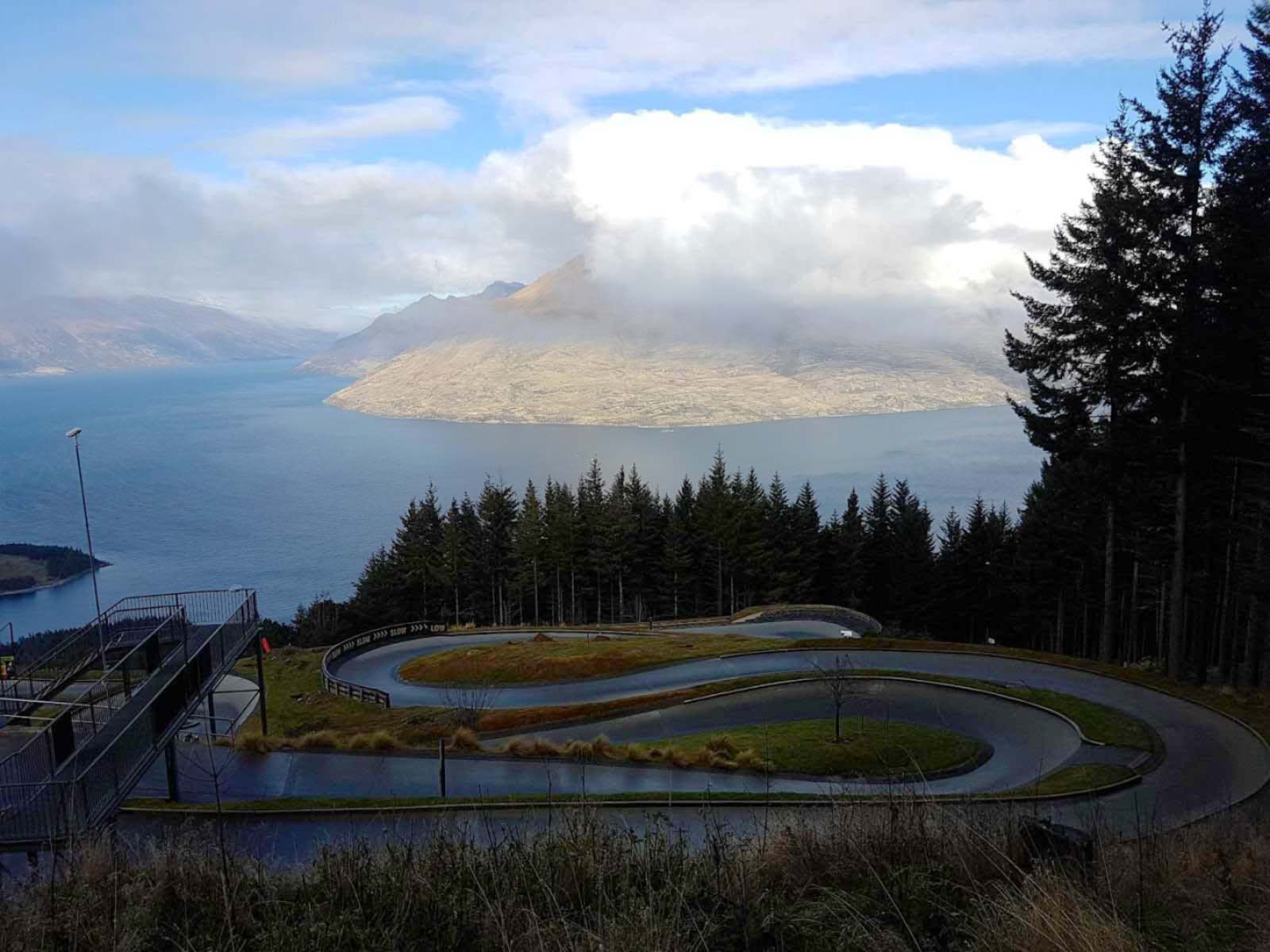 mejores cosas que hacer en Queenstown, Nueva Zelanda lluge