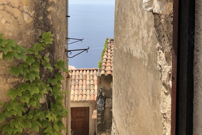 Acerca de Eze