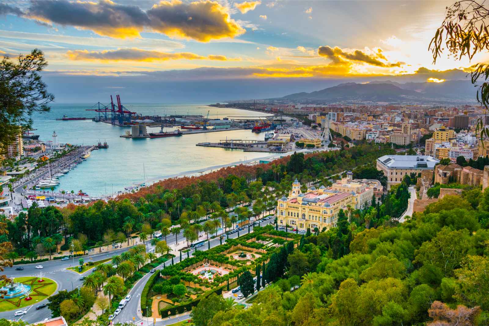 Las mejores cosas que hacer en Málaga Vistas desde el Castillo de Gibralfaro