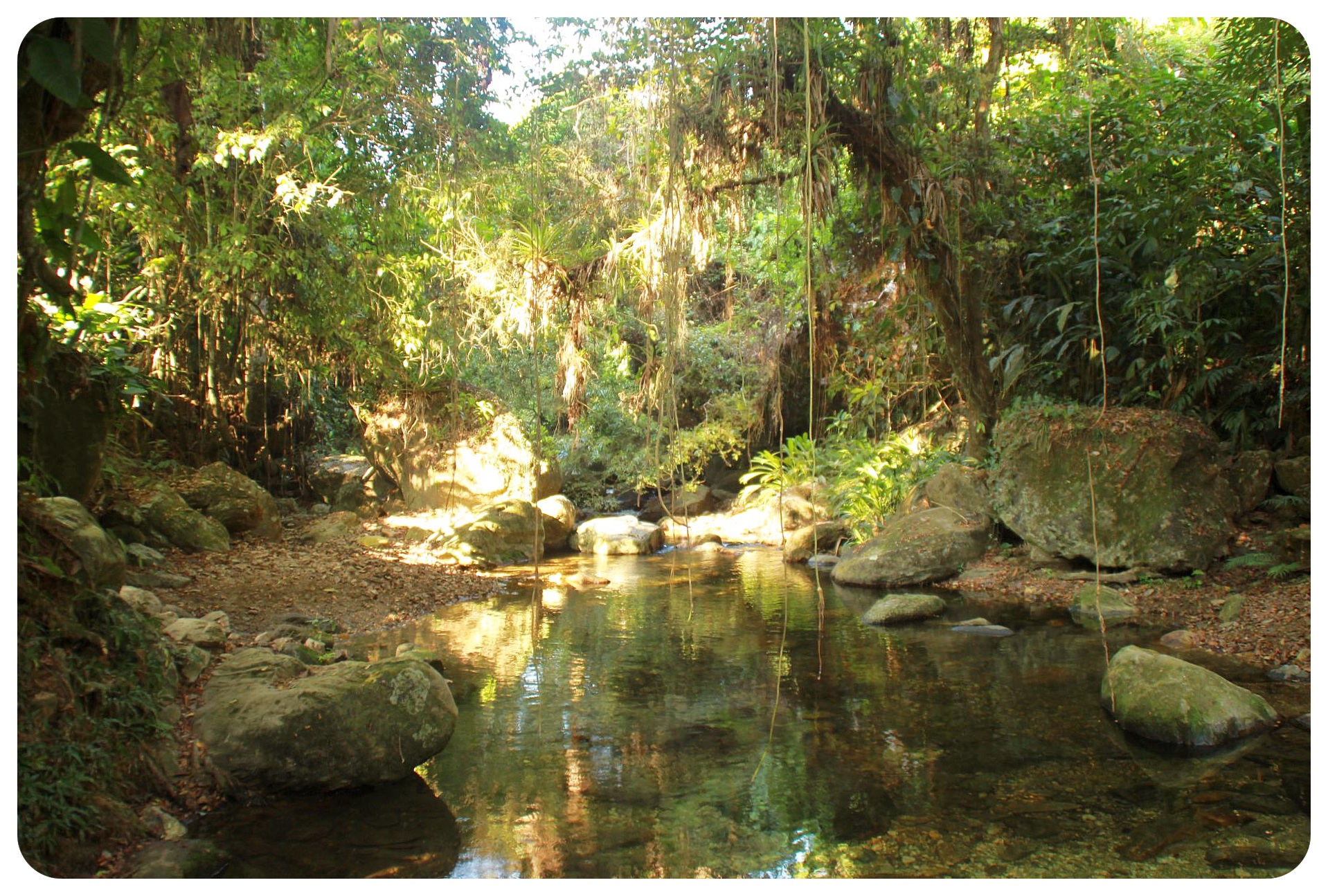 travesía del río por la ciudad perdida