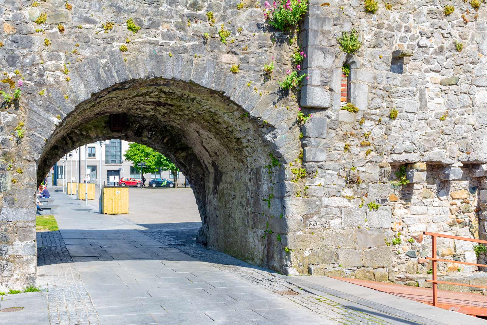 Las mejores cosas que hacer en Galway, Irlanda Spanish Arch