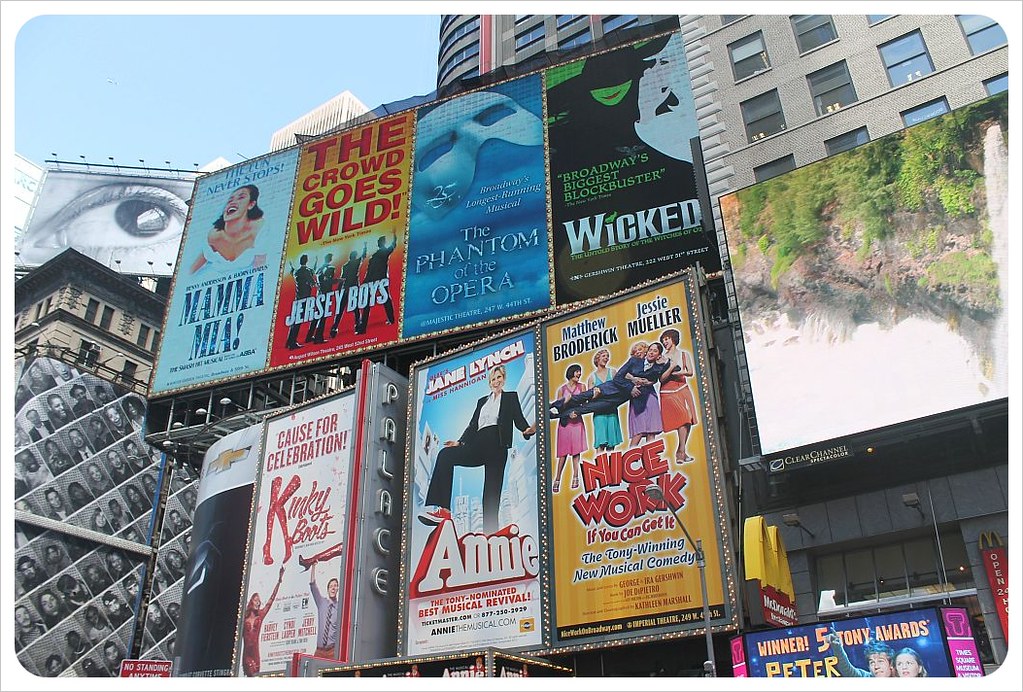 vallas publicitarias de Times Square en Nueva York