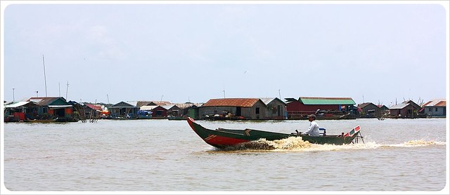 pueblo flotante de tonle sabe