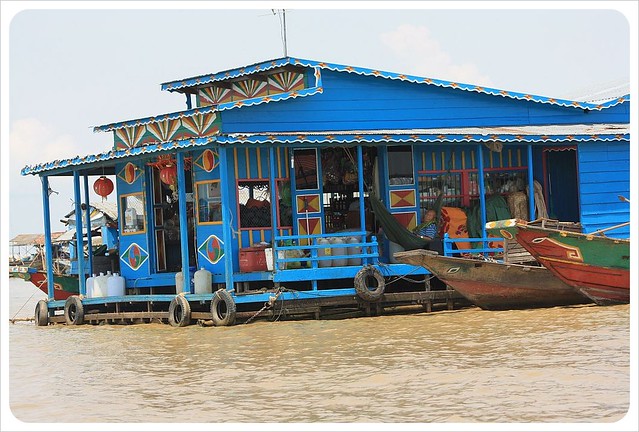 casa flotante de tonle sabe