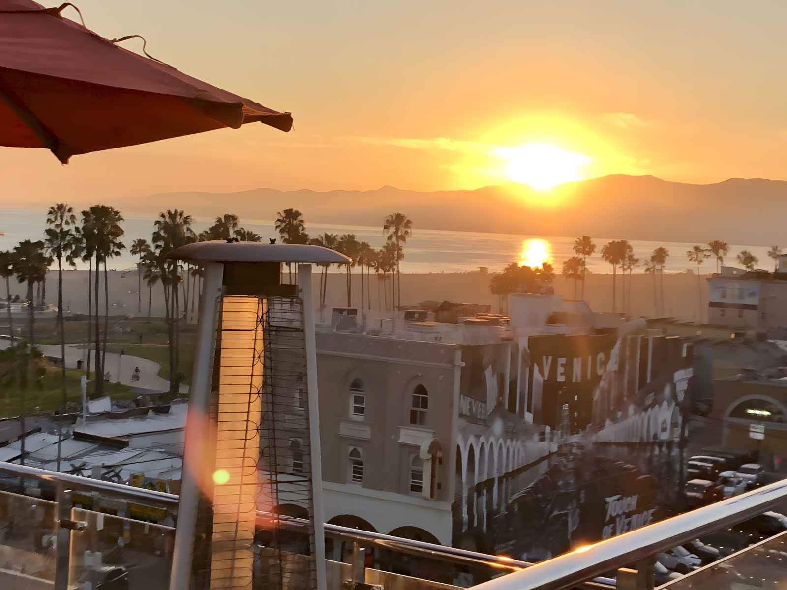 Qué hacer en Venice Beach California Hotel Erwin Rooftop View