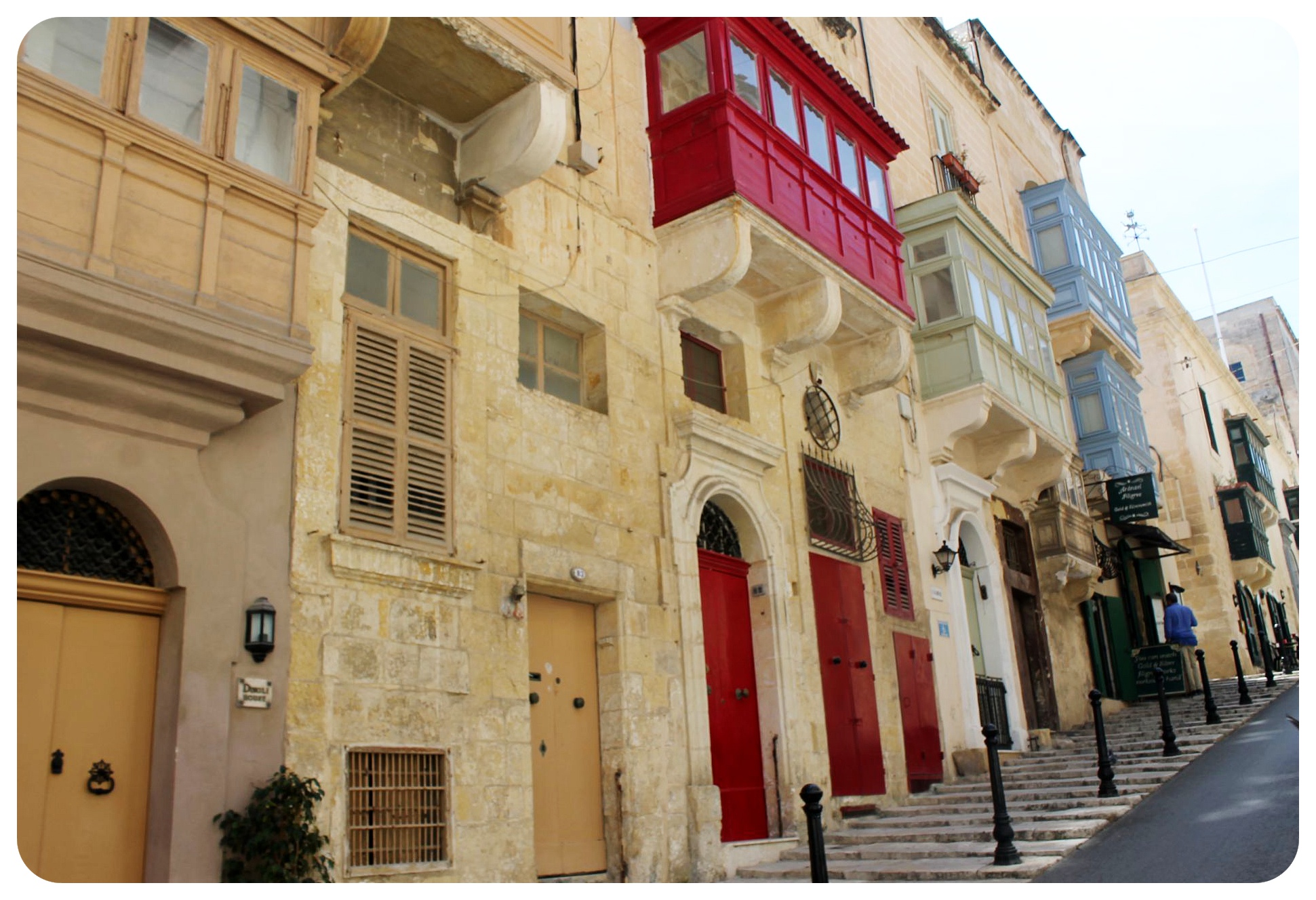 balcones valletta malta