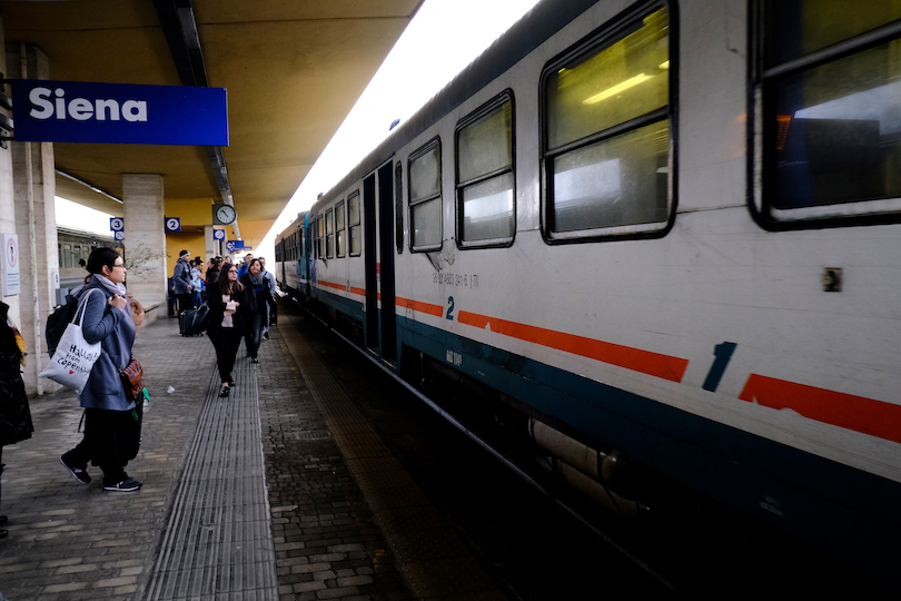 Estación de tren de Siena