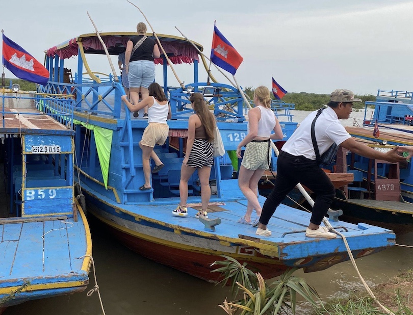 Excursión en barco a Kampong Phluk