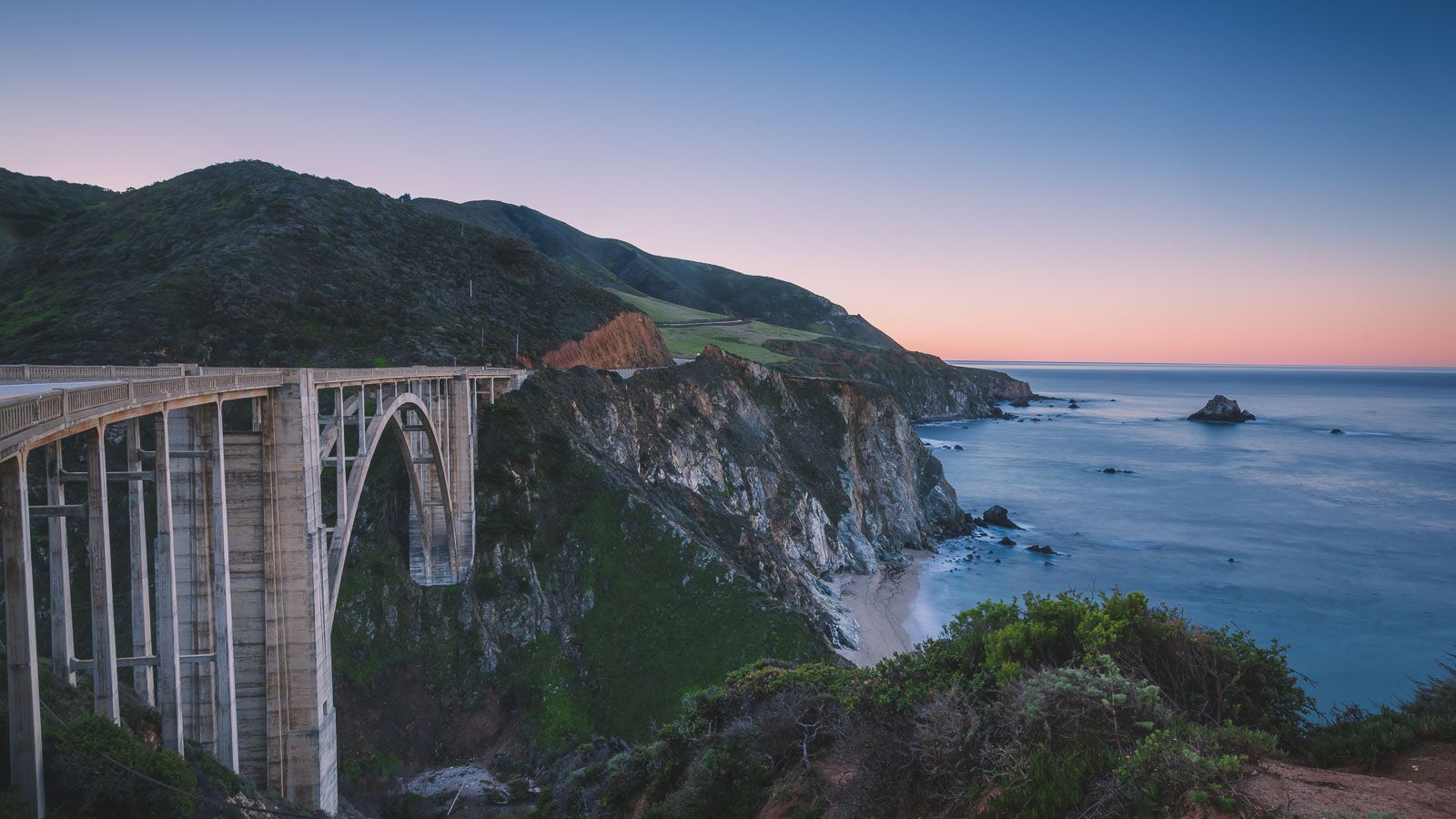 Lugares para unas vacaciones de verano en la Pacific Coast Highway de EE.UU.