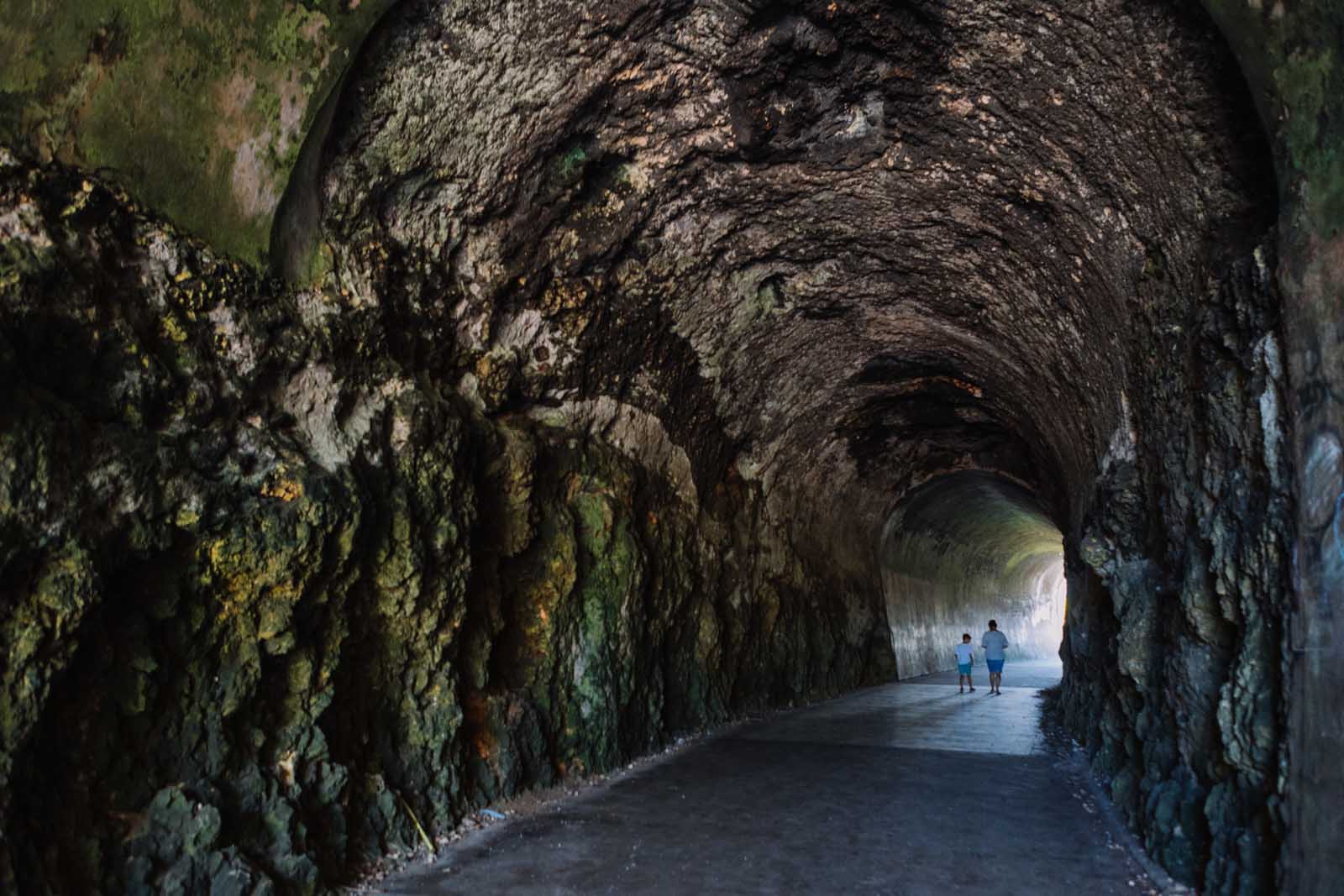 Las mejores cosas que hacer con niños en Puerto Rico Guajataca Tunnel 