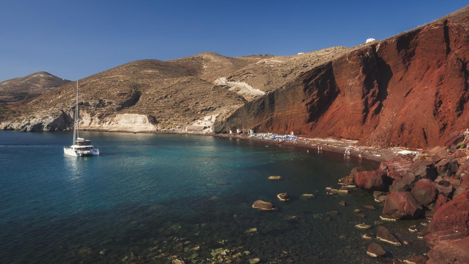 Dónde alojarse en Santorini Akrotiri Red Beach