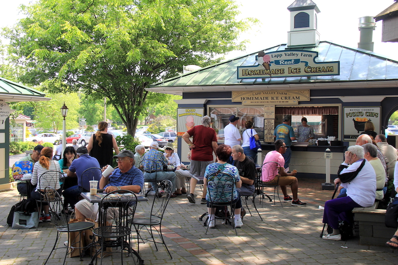 Cocina Kettle Village