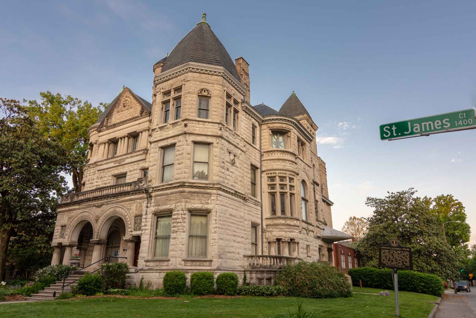 Qué hacer en Louisville Caldwell Conrad House